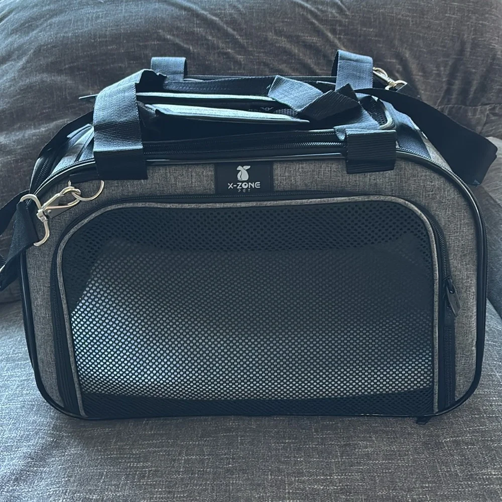 X-ZONE PET Airline Approved Soft-Sided Pet Travel Carrier for Dogs and Cats New!